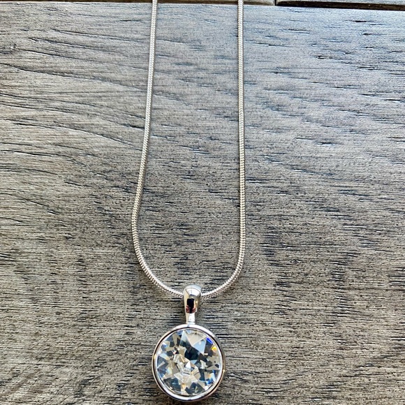 Katherine Karambelas earrings, pendant, chain jewelry set. - Picture 3 of 6